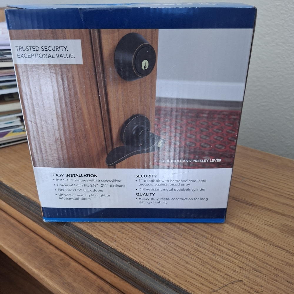 First secure door lock - Picture 4 of 4